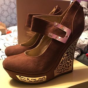 Brown wedge heels